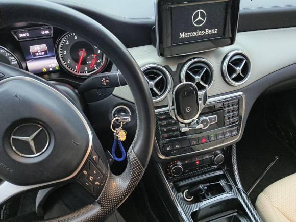 [杭州·浙A] 二手奔驰奔驰GLA2015款 GLA 220 4MATIC 时尚型