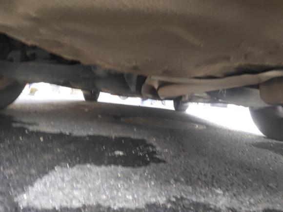 [南昌·赣A] 二手奔腾奔腾B502016款 1.6L 手动豪华型