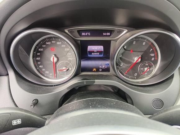 [上海·沪C] 二手奔驰奔驰CLA2018款 CLA 220 4MATIC