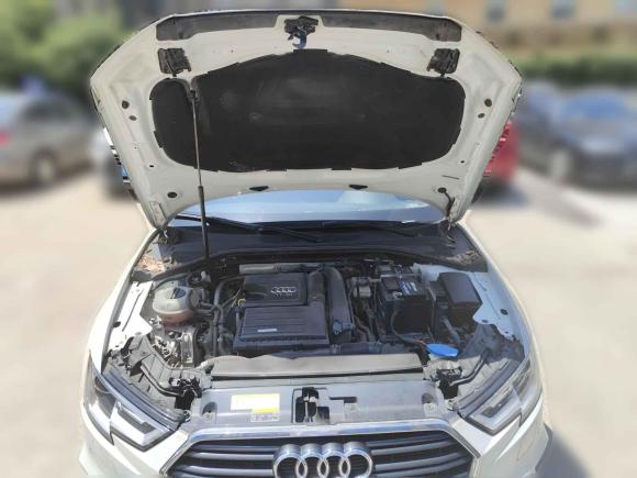 [南昌·赣G] 二手奥迪奥迪A32017款 Limousine 35 TFSI 时尚型