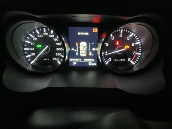 [合肥·皖A] 二手路虎揽胜极光2014款 2.0T 5门耀享版