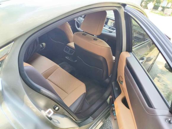 [上海·沪B] 二手雷克萨斯雷克萨斯ES2020款 200 卓越版