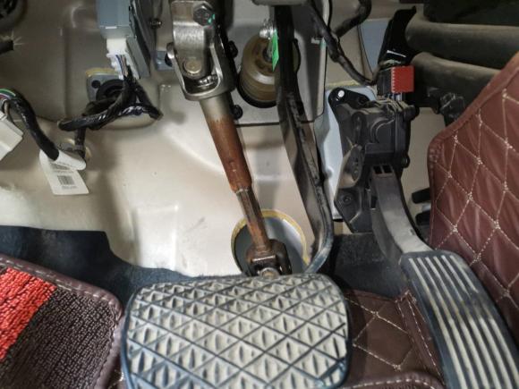 [南通·陕A] 二手荣威荣威3502013款 350S 1.5L 自动迅达版