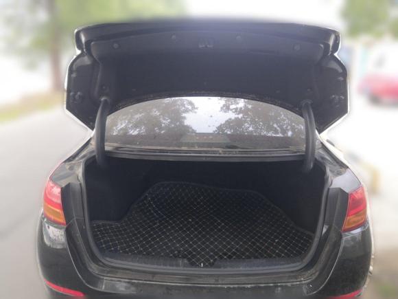 [芜湖·苏D] 二手起亚起亚K52014款 2.0L 自动LUXURY