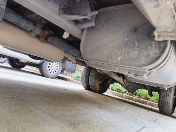 [杭州·浙A] 二手依维柯依维柯褒迪2013款 2.5T-V39 箱货高顶