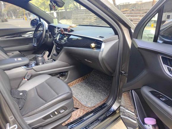 [无锡·苏B] 二手凯迪拉克凯迪拉克XT62020款 28T 六座豪华型