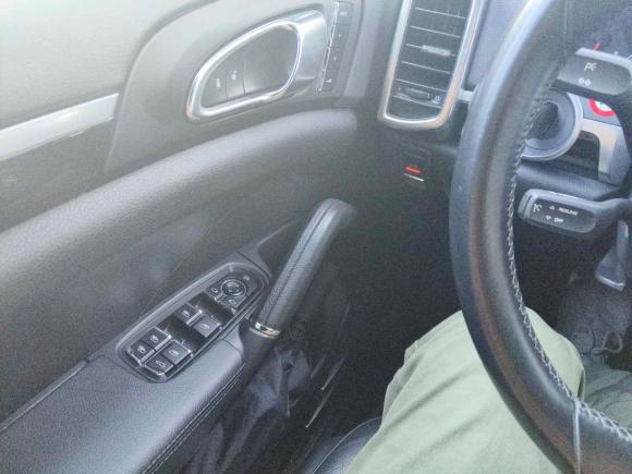 [深圳·粤B] 二手保时捷Cayenne2015款 Cayenne 3.0T