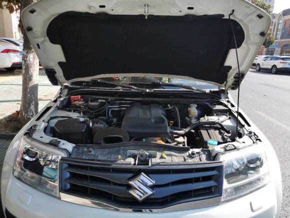 [南京·苏L] 二手铃木超级维特拉2012款 2.4L AT豪华导航5门版