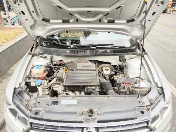 [成都·川A] 二手大众宝来2017款 1.6L 手动舒适型