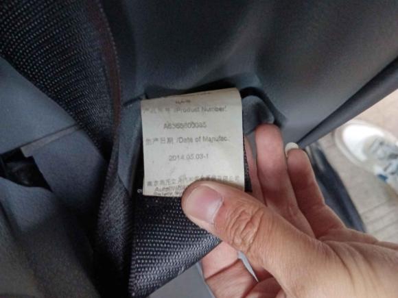 [成都·川A] 二手奔驰威霆2011款 2.5L 7座行政版