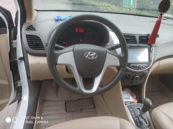 [台州·浙J] 二手现代瑞纳2011款 两厢 1.4L 自动舒适型GS