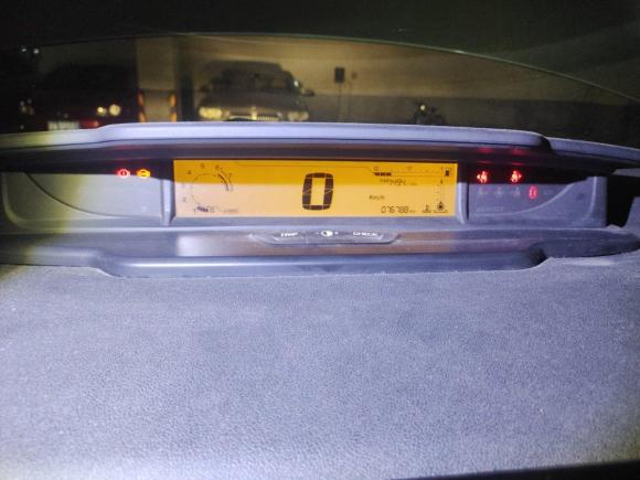 [上海·苏M] 二手雪铁龙世嘉2012款 三厢 2.0L 手动品悦型