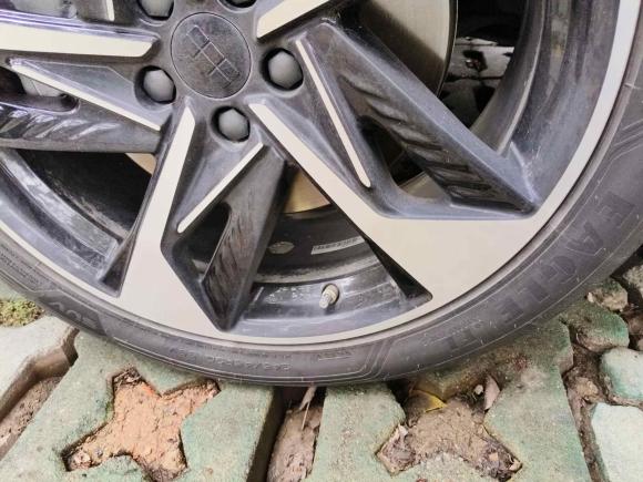 [深圳·粤B] 二手吉利银河银河L72023款 1.5T 115km 星舰