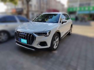 奥迪奥迪Q32019款35TFSI时尚致雅型
