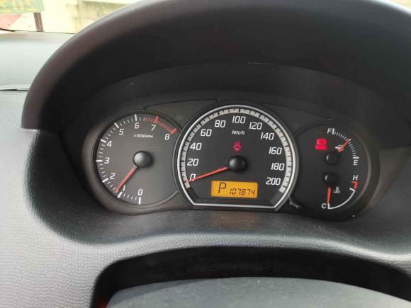 [温州·浙C] 二手铃木雨燕2009款 1.5L 自动双色炫锐版