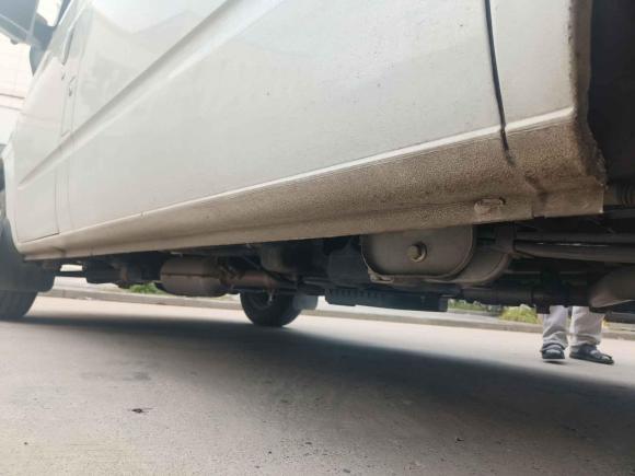 [武汉·鄂W] 二手上汽大通MAXUS上汽大通MAXUS V802021款 2.0T PLUS AMT城市版短轴超低顶5/6座