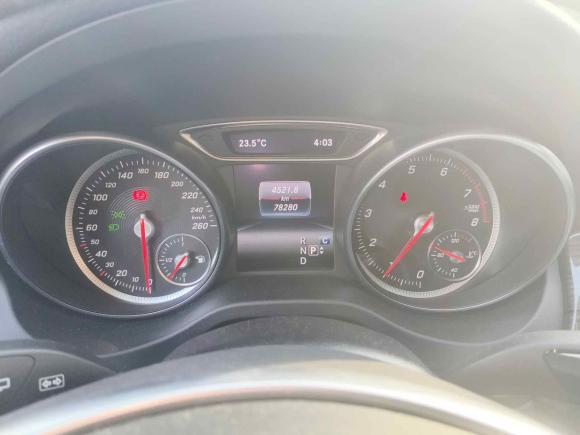 [成都·川A] 二手奔驰奔驰GLA2019款 GLA 200 时尚型