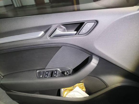 [苏州·苏E] 二手奥迪奥迪A32014款 Sportback 35 TFSI 自动舒适型