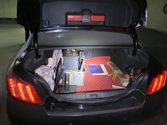 [常州·苏D] 二手标致标致5082011款 2.3L 自动旗舰版