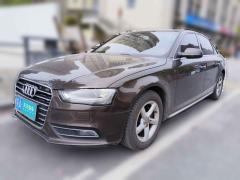 [南京·苏A] 奥迪奥迪A4L2015款 35 TFSI 自动标准型
