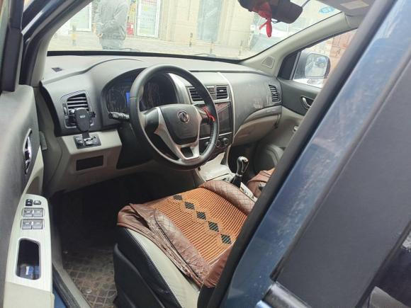 [成都·川A] 二手东风风行风行S5002017款 1.5L 手动精英型