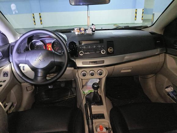 [佛山·粤E] 二手三菱翼神2010款 时尚版 1.8L 手动舒适型