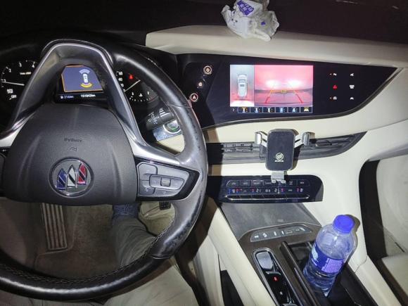 [杭州·浙A] 二手别克昂科旗2020款 28T 四驱Avenir艾维亚