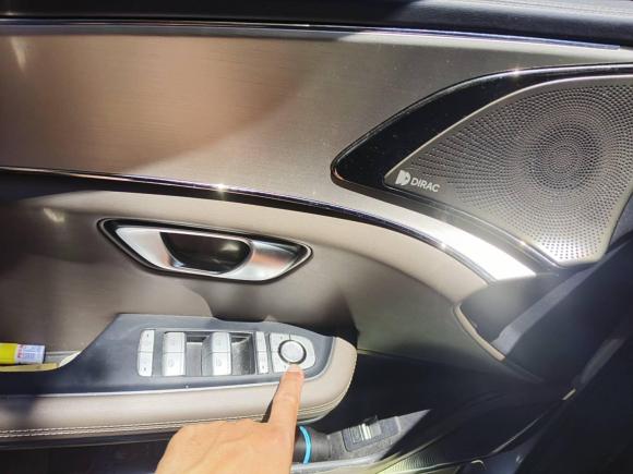 [上海·沪A] 二手比亚迪汉2020款 DM 四驱性能版豪华型