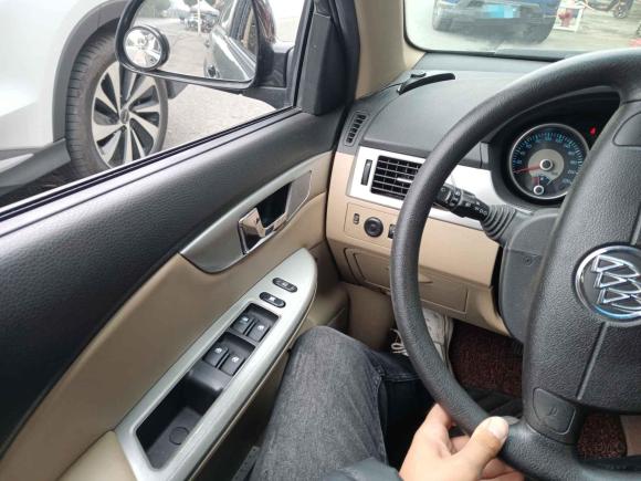 [无锡·苏B] 二手别克凯越2013款 1.5L 自动经典型