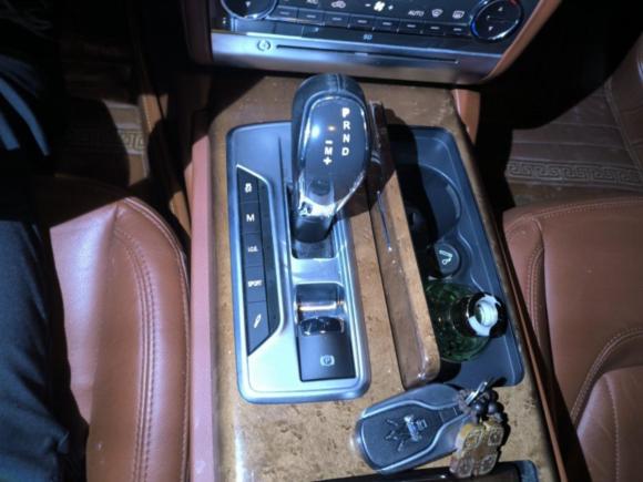 [南京·苏A] 二手玛莎拉蒂总裁2013款 3.0T 标准型