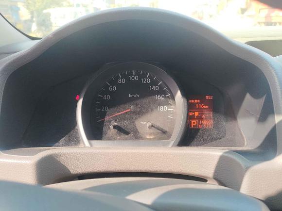 [南京·苏L] 二手日产日产NV2002016款 1.6L CVT尊享型