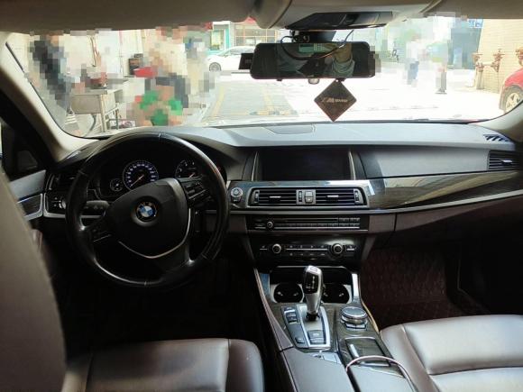 [佛山·粤E] 二手宝马宝马5系2017款 525Li 豪华设计套装