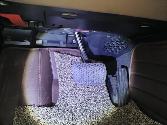 [济南·鲁A] 二手奔驰奔驰E级2019款 E 300 L 运动时尚型