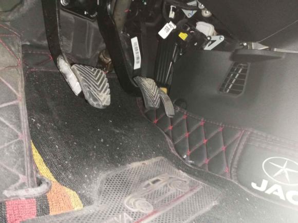 [宁波·浙B] 二手江汽集团嘉悦A52020款 1.5T 手动精英型