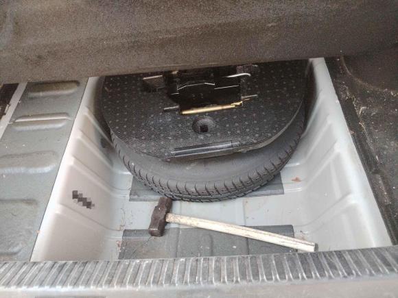 [西安·陕A] 二手雪铁龙C4世嘉2016款 1.6L 手动豪华型