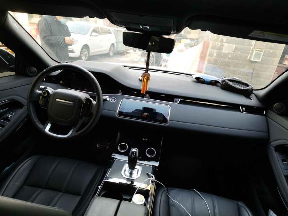 [上海·沪F] 二手路虎揽胜极光2020款 249PS R-DYNAMIC SE 运动科技版