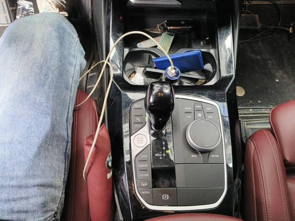 [上海·苏F] 二手宝马宝马X32022款 改款 xDrive25i M运动套装