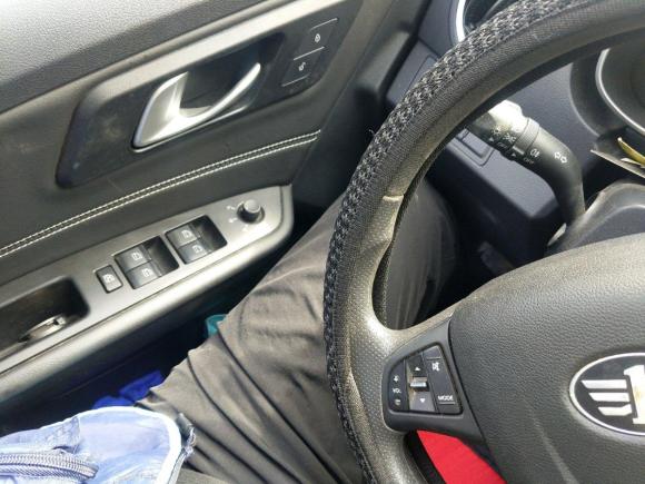 [苏州·苏E] 二手奔腾奔腾X402017款 1.6L 自动尊享型