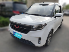 [济南·鲁A] 五菱汽车五菱宏光PLUS2019款 1.5T 手动豪华型 7座