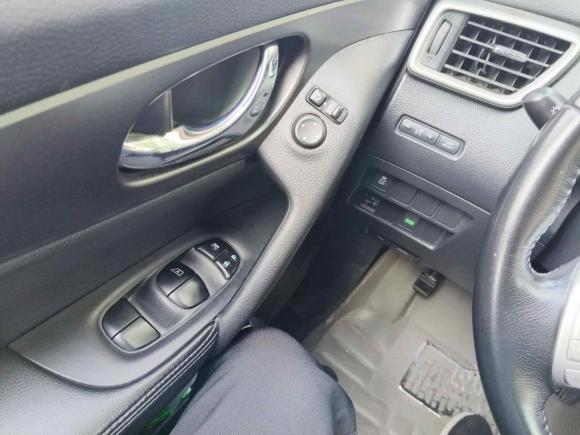 [成都·川A] 二手日产奇骏2014款 2.0L CVT舒适版 2WD