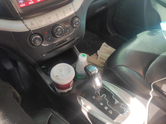 [上海·沪A] 二手道奇酷威2013款 2.4L 两驱尊尚版