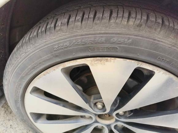 [南京·苏A] 二手起亚起亚K52012款 2.0L 自动DLX