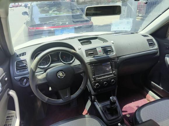 [成都·川G] 二手斯柯达Yeti2016款 1.6L 手动前行版