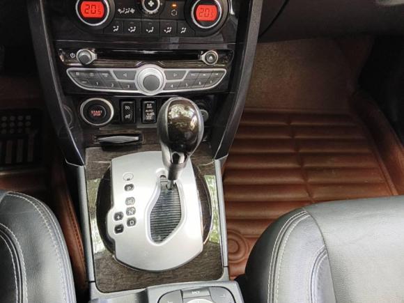 [上海·沪A] 二手雷诺科雷傲2012款 2.5L 四驱舒适导航版