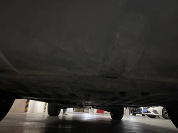 [成都·粤B] 二手路虎发现神行2017款 2.0T SE