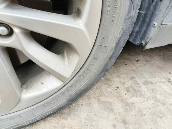 [台州·浙J] 二手现代途胜2015款 1.6T 双离合两驱智能型