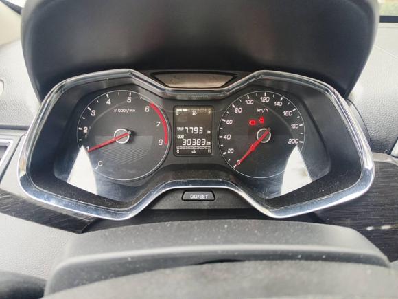 [济南·鲁S] 二手宝骏宝骏3102016款 1.2L 手动豪华型