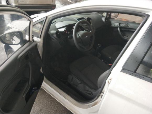 [深圳·粤B] 二手福特嘉年华2013款 三厢 1.5L 手动风尚型