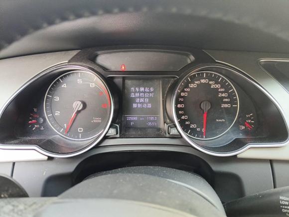 [上海·皖A] 二手奥迪奥迪A52010款 2.0TFSI Sportback 舒适型