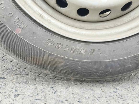 [西安·陕U] 二手福田风景G72024款 商运版 CNG 2.4L手动 长轴高顶 厢货2座